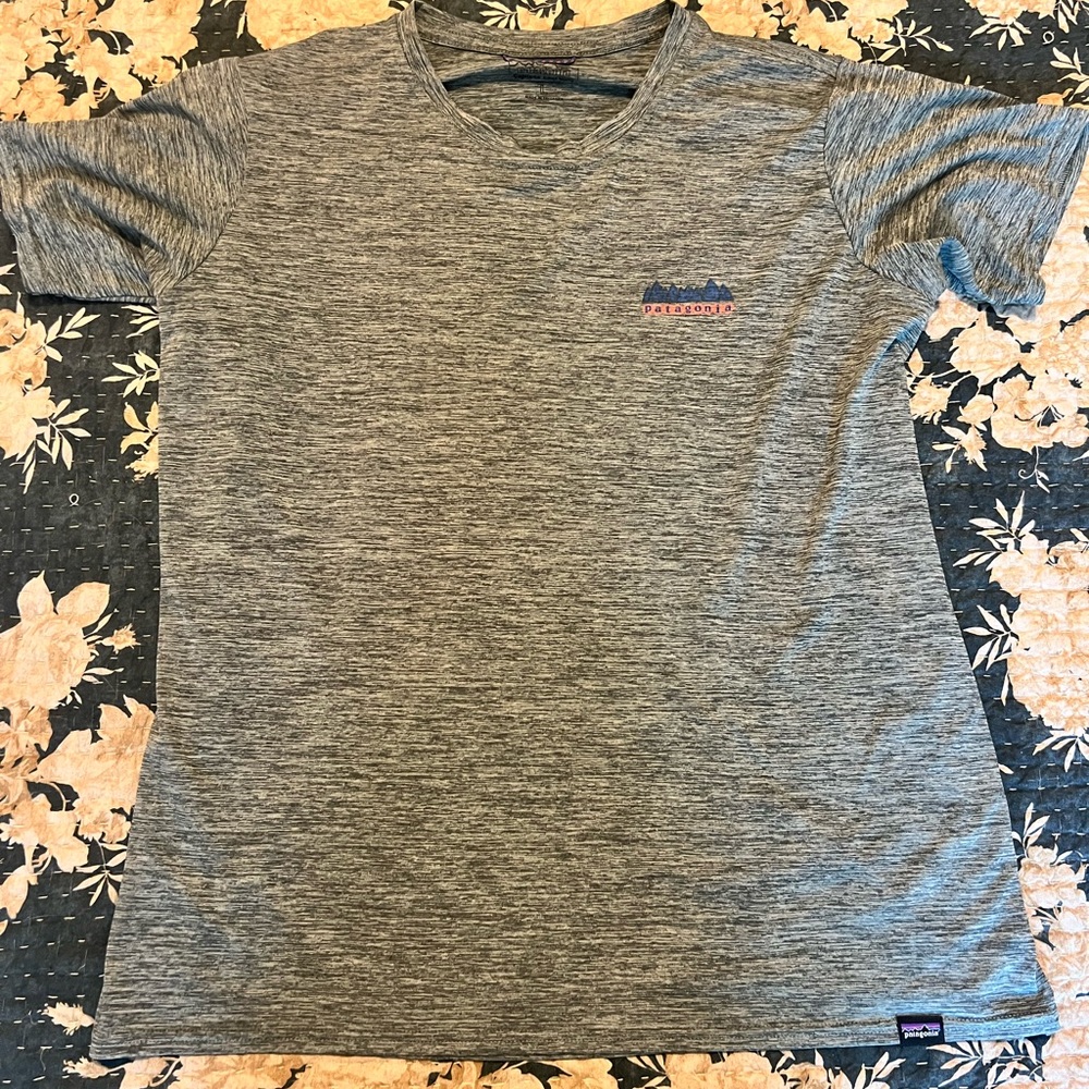 Patagonia Women's Capilene® Cool Daily Graphic Shirt Large